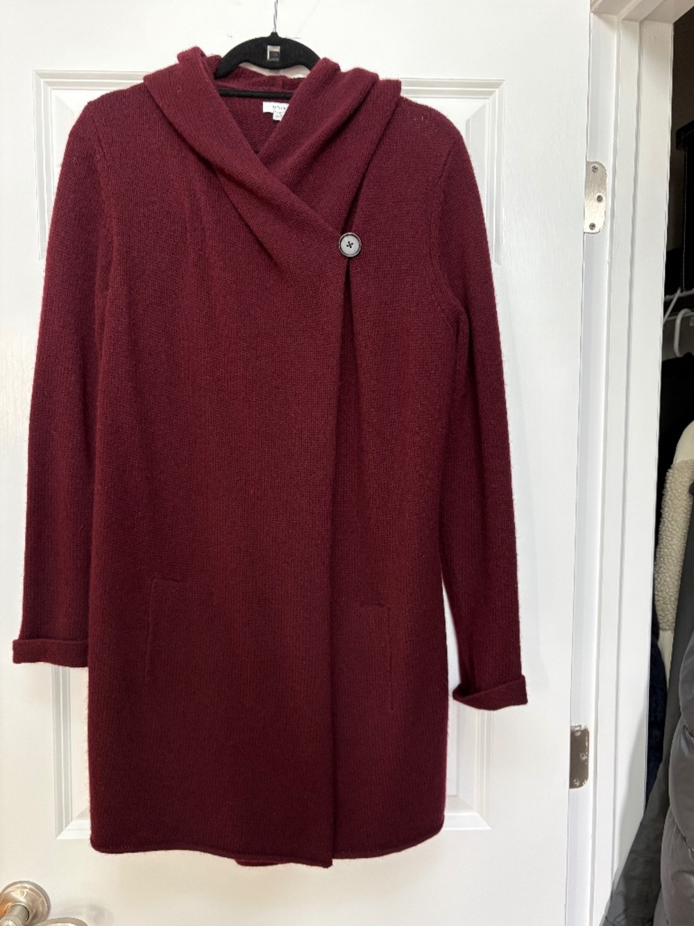 Vince Yak/Wool Burgundy Hooded Sweater Coat Size M, excellent condition